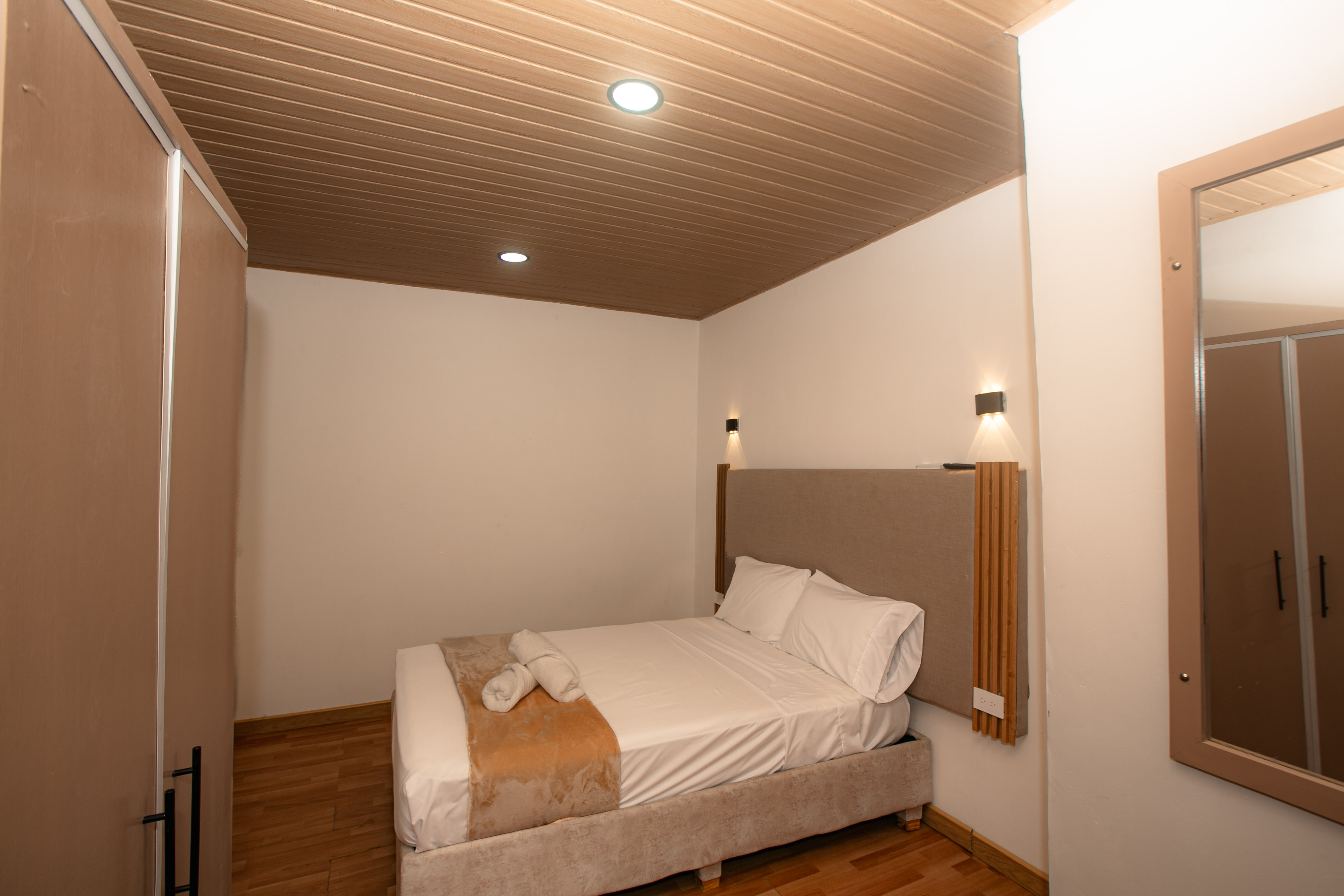 Habitación Estandar — Casa Santa Cruz & Social Coffee, Manga, Cartagena